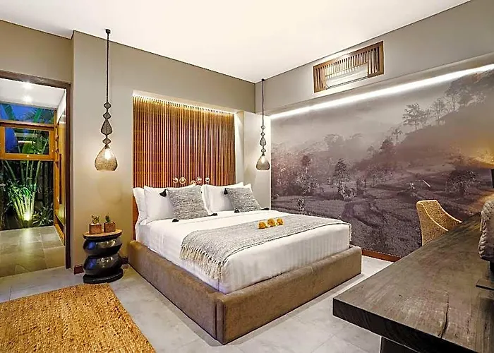 Na In Canggu With 6 Bedrooms And 6.5 Bathrooms *