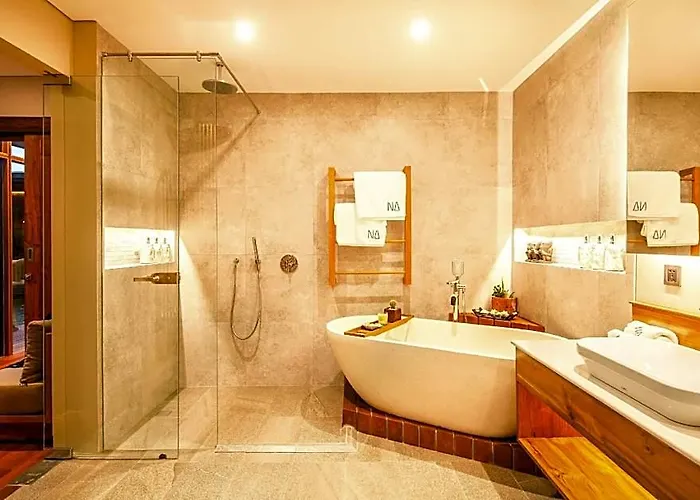 ホテル Na In Canggu With 6 Bedrooms And 6.5 Bathrooms *
