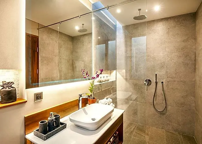ホテル Na In Canggu With 6 Bedrooms And 6.5 Bathrooms *