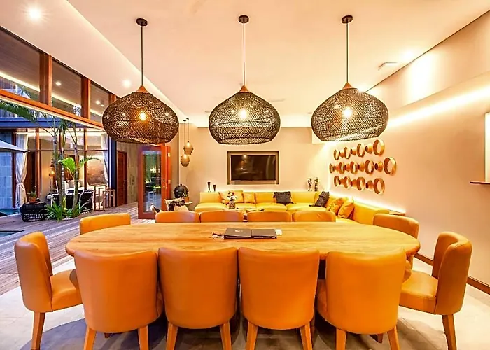 Na In Canggu With 6 Bedrooms And 6.5 Bathrooms バリ島
