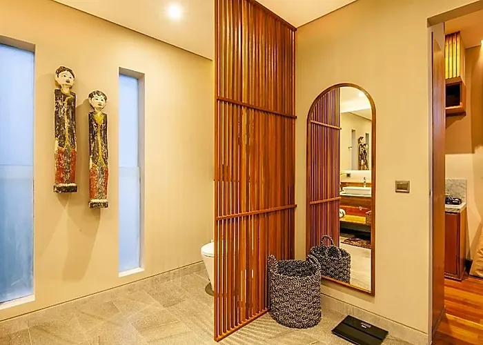 Na In Canggu With 6 Bedrooms And 6.5 Bathrooms *